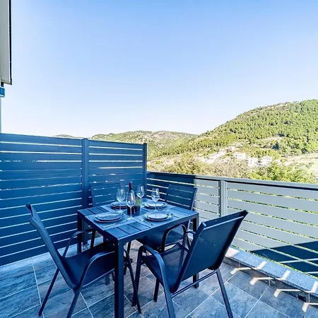 Stunning In With Wifi Lägenhet